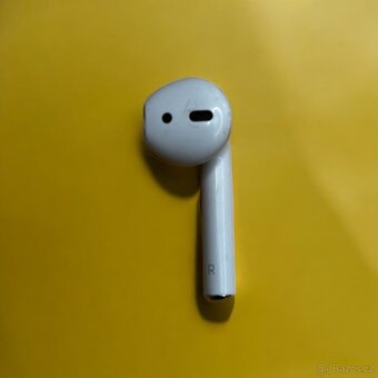 Apple Airpod - náhradní sluchátko (pravé) - 4