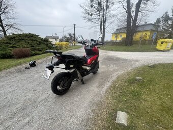 HONDA X-ADV 750 - 4
