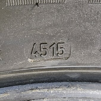 Zimní pneumatiky GoodYear 255/60 R18 A016 - 4