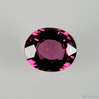 Granát-Rhodolit- obál kombi. - 1,32 ct. - 4