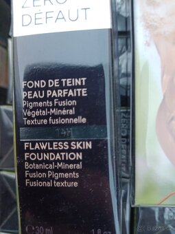 Make-up Yves Rocher zero default - 4