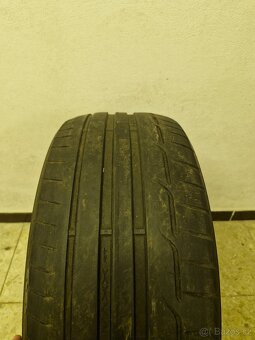255/40/18 - 4