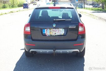 Prodám Škoda octávia 2 scout 44 facelift r.v 2011 - 4