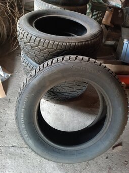 Zimní pneu 215/60 R16 - 4