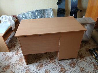 Dětský psací stůl - 4