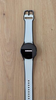 Samsung Galaxy Watch 5 , 40mm - 4
