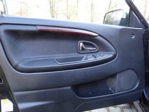 Volvo V40 2003 1.9 DCI 85 Kw STK 9/25 234.000 - 4
