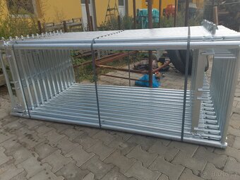 Lešení Plettac 364,8m2.. - 4