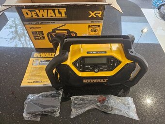 Nové AKU rádio DeWALT DCB029 XR - 4