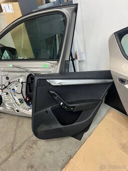 Zadní prave dveře Škoda octavia 3 Facelift 2018 bouráne - 4