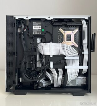 Custom Water-Cooled Gaming PC (Mini-ITX, RTX 3090) - 4