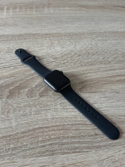 Apple Watch SE - 4