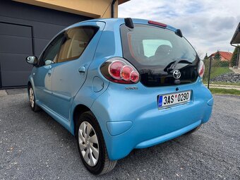 Toyota Aygo 1.0i 50kw - 4