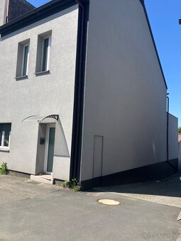 RD po rekonstrukci 3 samostatne byty - 4