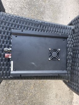Prodám měnič napětí z 12V na 230V 1600W - 4