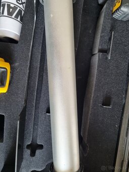 Vytlačovací pistole DeWALT DCE580D1 - 4
