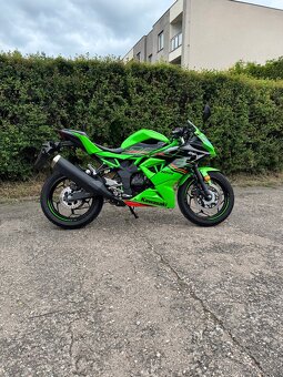 Kawasaki ninja 125 - 4