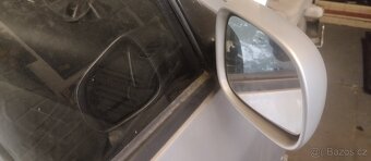 Prodám pravé zrcátko na škoda Octavia 1 - 4