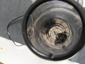 Odšťavňovač GORENJE JC800 (TÉMĚŘ NOVÝ) - 4