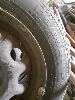 zimní pneu 175/65 R14 - 4