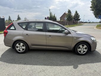 Kia Ceed 1.6i 92kw SW rv.2010+PůvodČR+NAJETO 231TKM+PohonLPG - 4