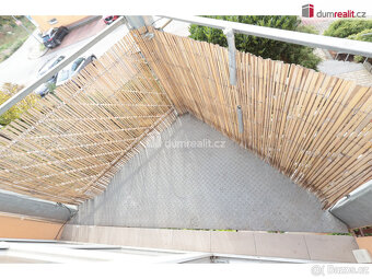 Světlý byt 3+kk, 59 m2 + balkon 2 m2, sklep, parkovací stání - 4