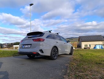 Kia Ceed SW Edice 30 - 4