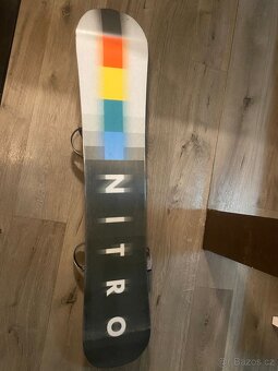 SNOWBOARD NITRO CINEMA 155 + VÁZÁNÍ DRAKE - 4