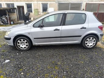 PEUGEOT 307 1,4i - 4