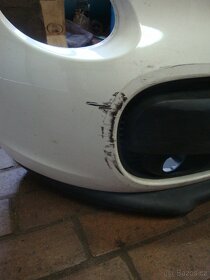 Fiat 500L přední nárazník - 4