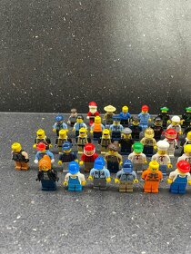 Lego mix + figurky/panáčci 16 kg - 4