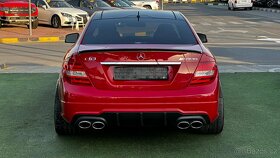 Mercedes - Benz C63 AMG Coupe - 4