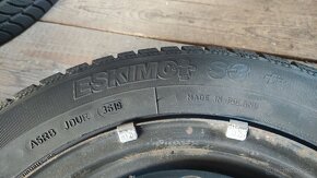 Zimní pneu 195/60 R15 + plechové disky + poklice - 4