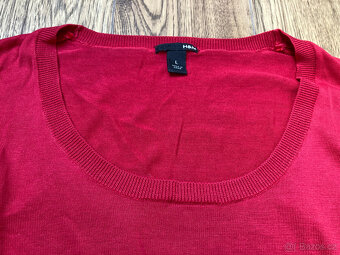 Červený lehký svetřík H&M (vel. 40/42) - 4