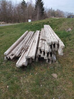 Prodám železobetonové překlady 23 kusů ve tvaru I - 4