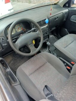 Seat Cordoba 1.6 55kw - 4