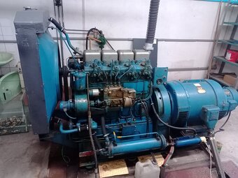 Generátor, elektrocentrála 4S110 ČKD / Škoda - 4