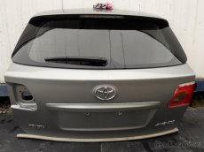 Toyota Avensis T27 zadní dveře - 4