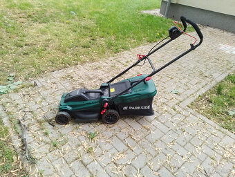 Elektrická sekačka na trávu Parkside - 4