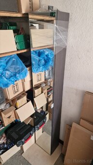 Vysoká koupelnová skříňka se zrcadlem Ikea - 4
