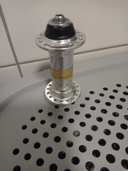 Přední náboj Shimano deore XT paralax 110 hb-m738 - 4