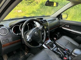 Suzuki Grand Vitara - 4