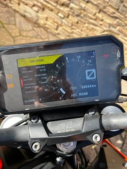 KTM Duke 125 - 4