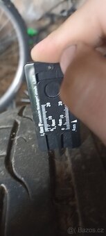 225/40r 18 letní - 4