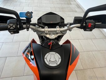 KTM Duke 690 2017 - 4