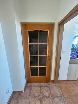 Dveře z masivu 7x + zárubně za odvoz - 4