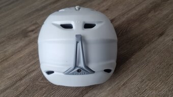 Dámská lyžařská helma GIRO, vel. M (55,5-59 cm) - 4