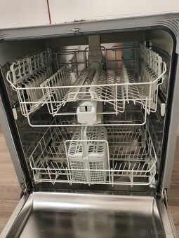 A+ myčka pod pracovní desku Electrolux s dovozem - 4