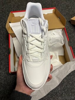 Nike Air Max Ltd 3 - bílé - 4