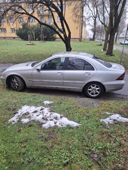 Mercedes w203 2.2 nafta - 4